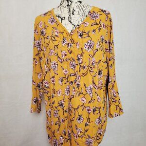 Terra & Sky Mustard Floral Printed Top - Size 1X